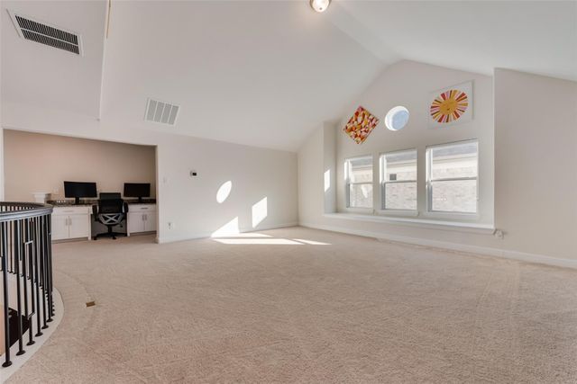 1108 Silverthorn Trail, Justin, TX 76247