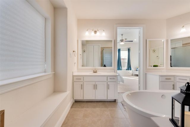 1108 Silverthorn Trail, Justin, TX 76247