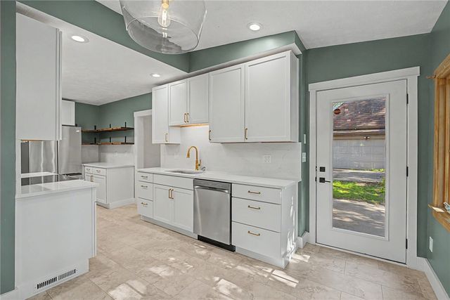 1614 Catalpa Drive, Dayton, OH 45406