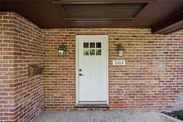 1614 Catalpa Drive, Dayton, OH 45406