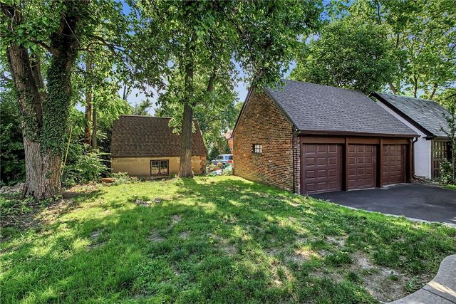 1614 Catalpa Drive, Dayton, OH 45406