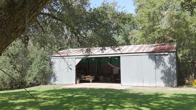 406 Wilson Creek Road, Palacios, TX 77440