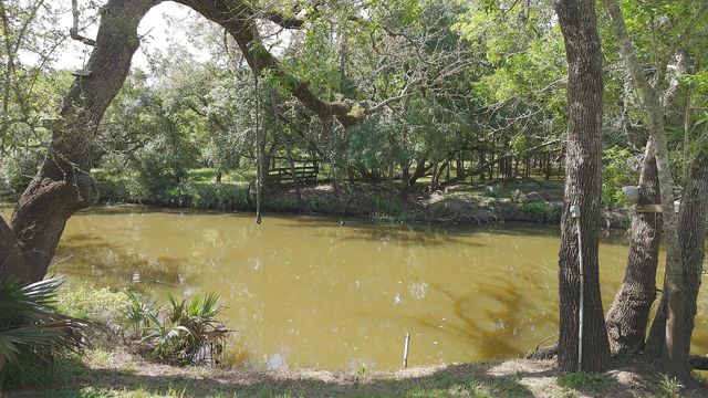 406 Wilson Creek Road, Palacios, TX 77440