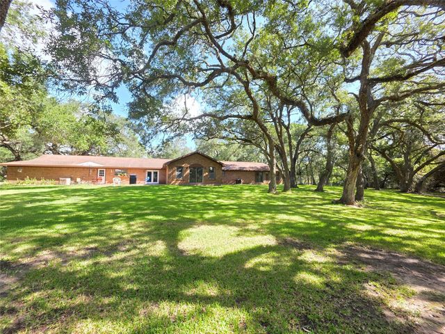 406 Wilson Creek Road, Palacios, TX 77440