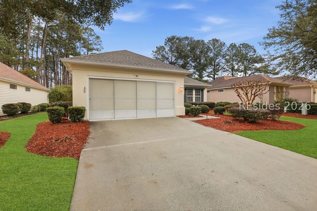94 Hampton Cir, Bluffton, SC 29909
