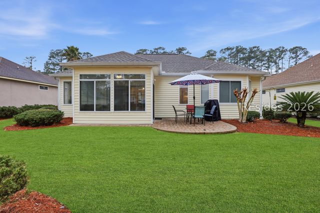 94 Hampton Cir, Bluffton, SC 29909