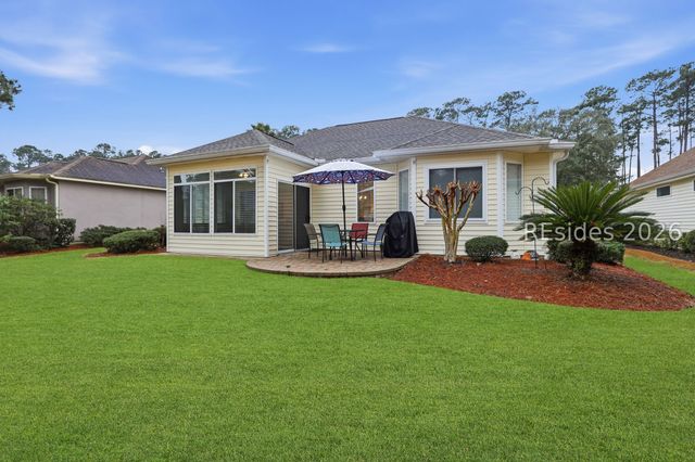 94 Hampton Cir, Bluffton, SC 29909