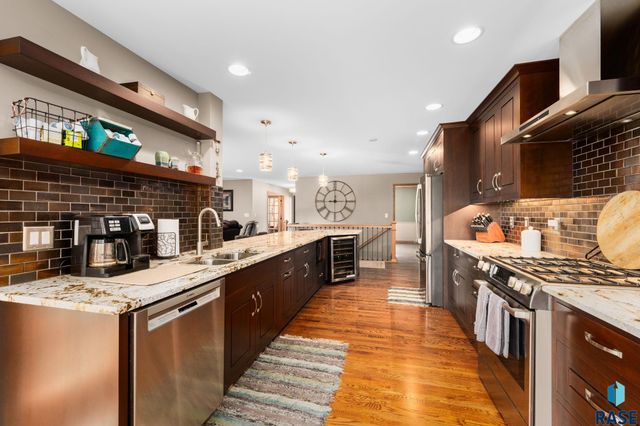4608 S Tomar Rd Road, Sioux Falls, SD 57105