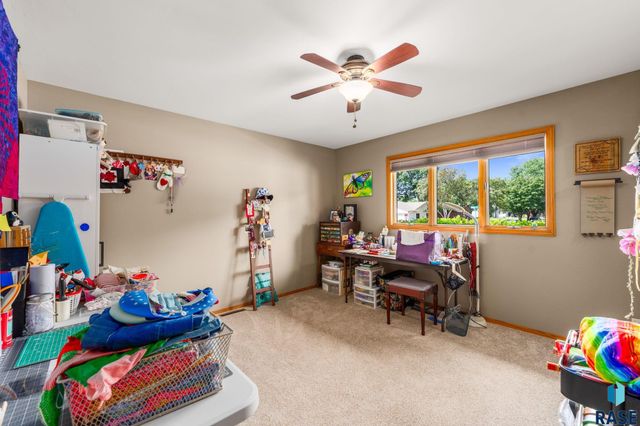 4608 S Tomar Rd Road, Sioux Falls, SD 57105