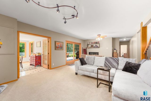 4608 S Tomar Rd Road, Sioux Falls, SD 57105
