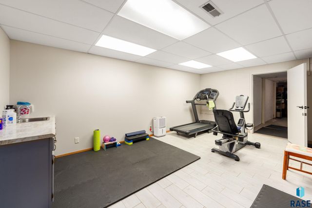 4608 S Tomar Rd Road, Sioux Falls, SD 57105