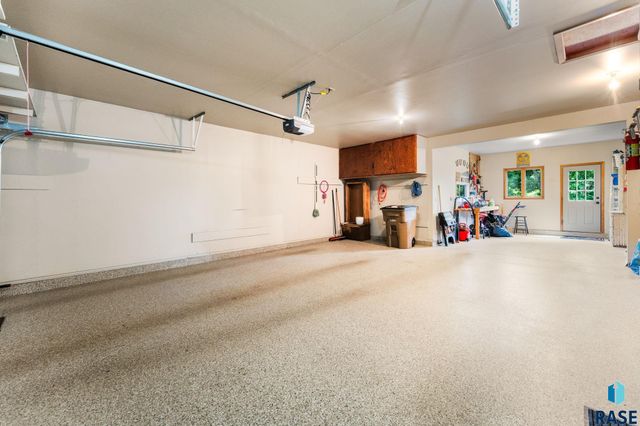 4608 S Tomar Rd Road, Sioux Falls, SD 57105