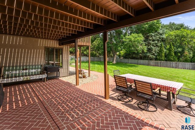 4608 S Tomar Rd Road, Sioux Falls, SD 57105