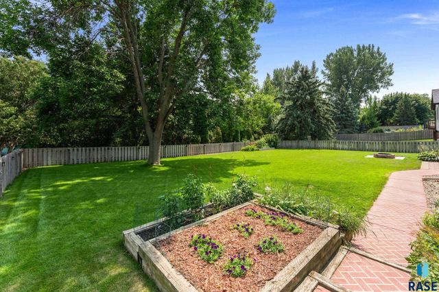 4608 S Tomar Rd Road, Sioux Falls, SD 57105