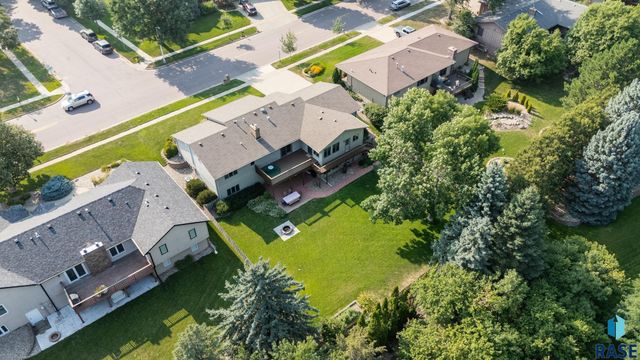 4608 S Tomar Rd Road, Sioux Falls, SD 57105