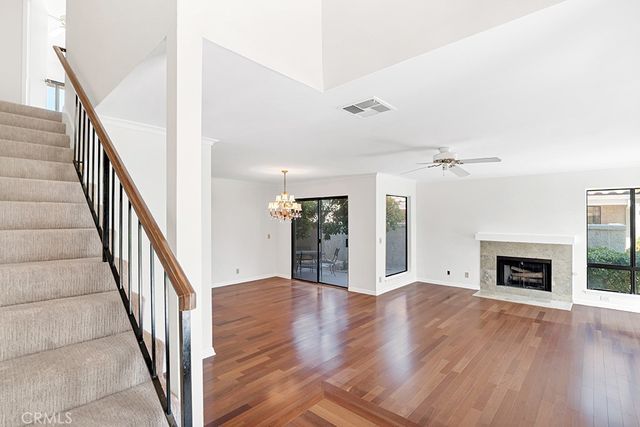 905 Thistlegate, Oak Park, CA 91377