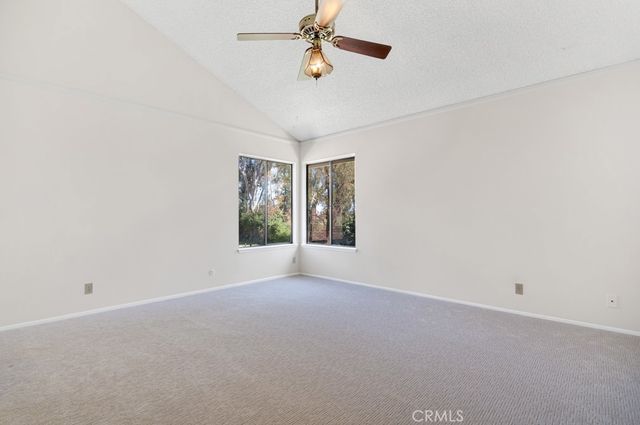 905 Thistlegate, Oak Park, CA 91377