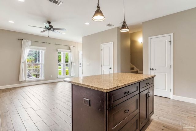 1363 E Baars, Pensacola, FL 32503