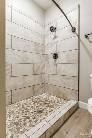 1363 E Baars, Pensacola, FL 32503