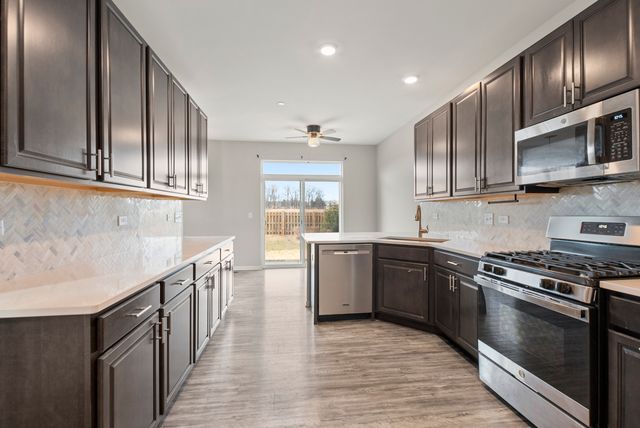 2045 Stuttle Road, Batavia, IL 60510