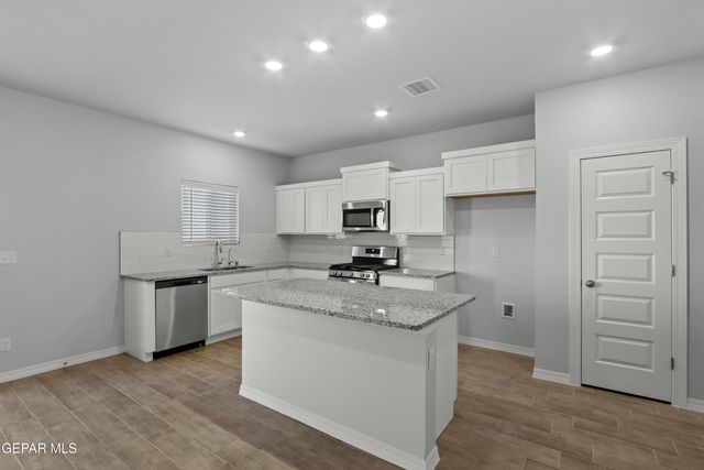 14416 Desert Wind Drive, El Paso, TX 79928