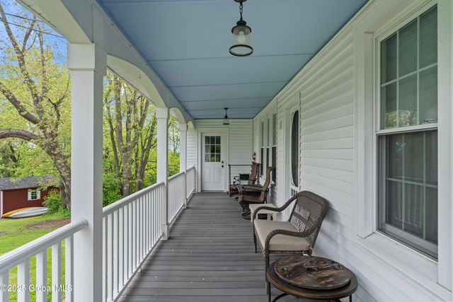 202 Steadwell Road, Amsterdam, NY 12010