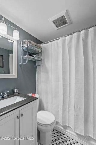 202 Steadwell Road, Amsterdam, NY 12010