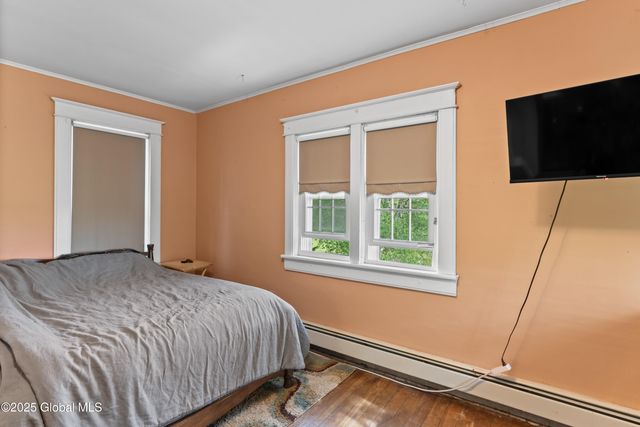 202 Steadwell Road, Amsterdam, NY 12010