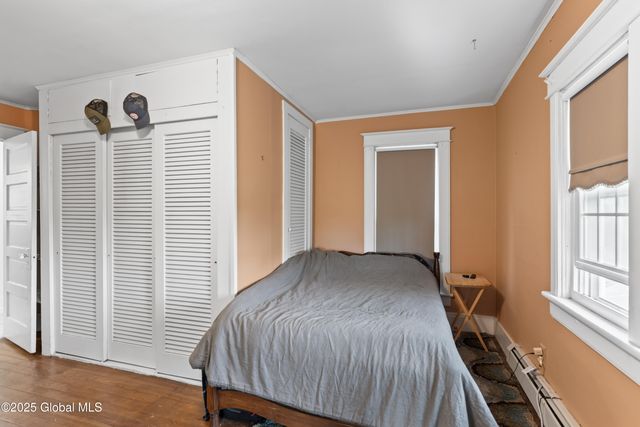 202 Steadwell Road, Amsterdam, NY 12010