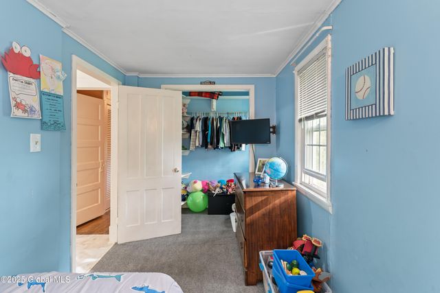 202 Steadwell Road, Amsterdam, NY 12010