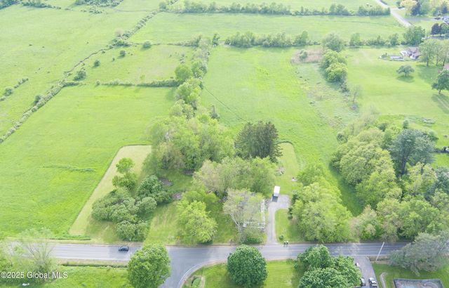 202 Steadwell Road, Amsterdam, NY 12010