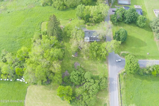 202 Steadwell Road, Amsterdam, NY 12010