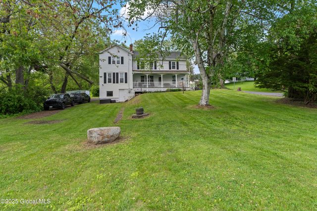 202 Steadwell Road, Amsterdam, NY 12010