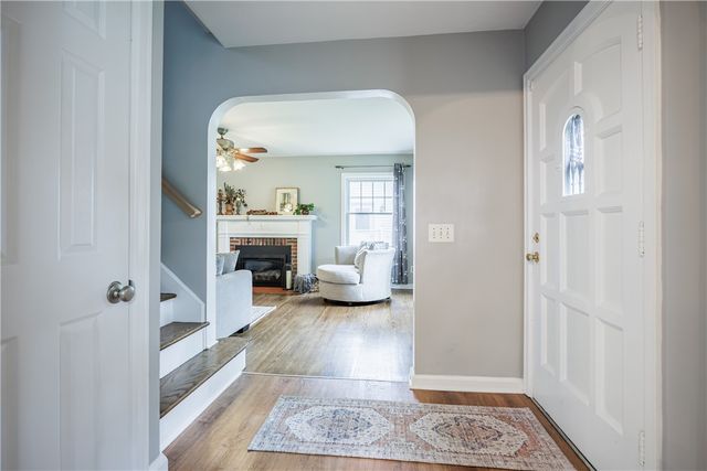 218 Somershire Drive, Irondequoit, NY 14617