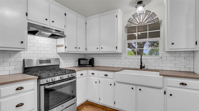 1413 Lonesome Bird, Burnet, TX 78611