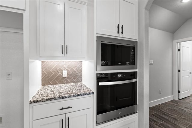 1045 Uplift Drive, Weatherford, TX 76087