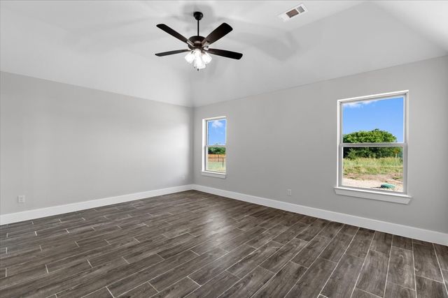 1045 Uplift Drive, Weatherford, TX 76087