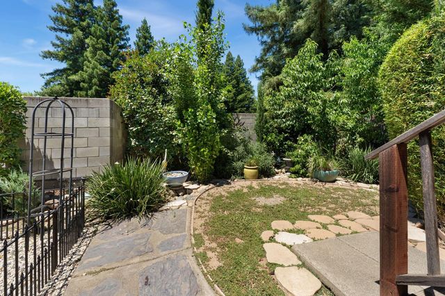 6425 Aspen Gardens Way, Citrus Heights, CA 95621