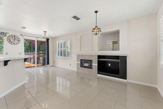 6425 Aspen Gardens Way, Citrus Heights, CA 95621