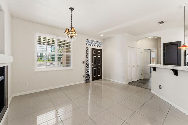 6425 Aspen Gardens Way, Citrus Heights, CA 95621