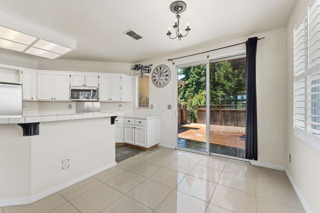 6425 Aspen Gardens Way, Citrus Heights, CA 95621