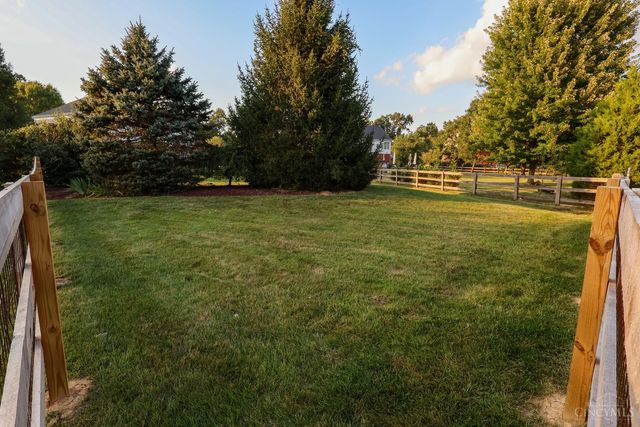 4250 English Oaks Court, Union Twp, OH 45103