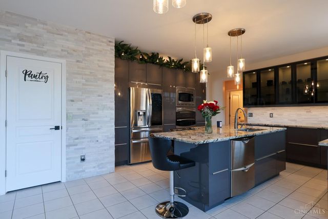 4250 English Oaks Court, Union Twp, OH 45103