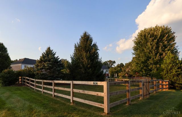 4250 English Oaks Court, Union Twp, OH 45103