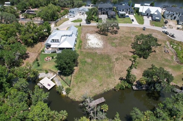8325 ALAFIA POINTE DRIVE, Riverview, FL 33578