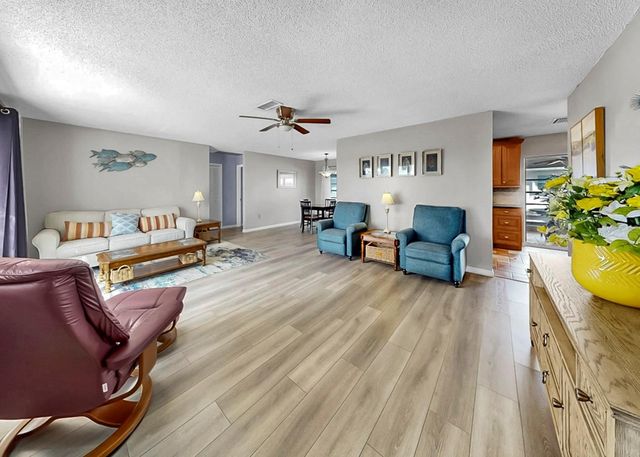 4005 PALM COURT, Bradenton, FL 34208