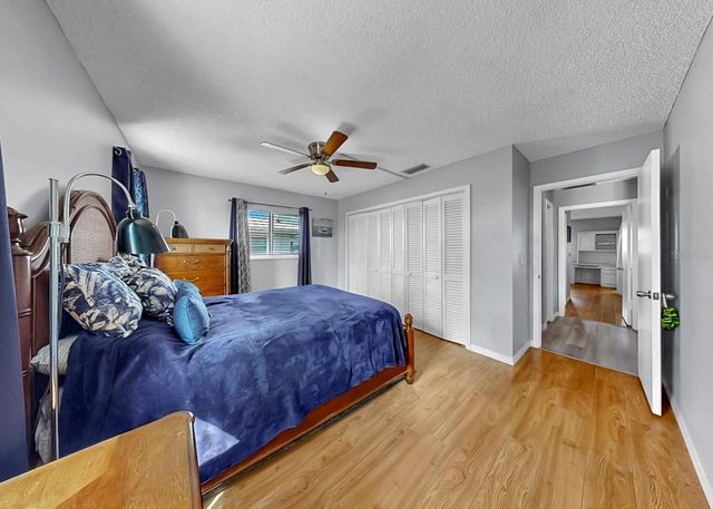 4005 PALM COURT, Bradenton, FL 34208