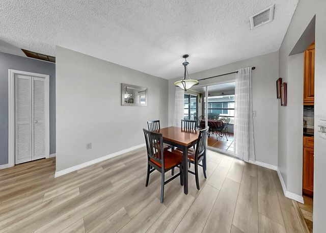 4005 PALM COURT, Bradenton, FL 34208