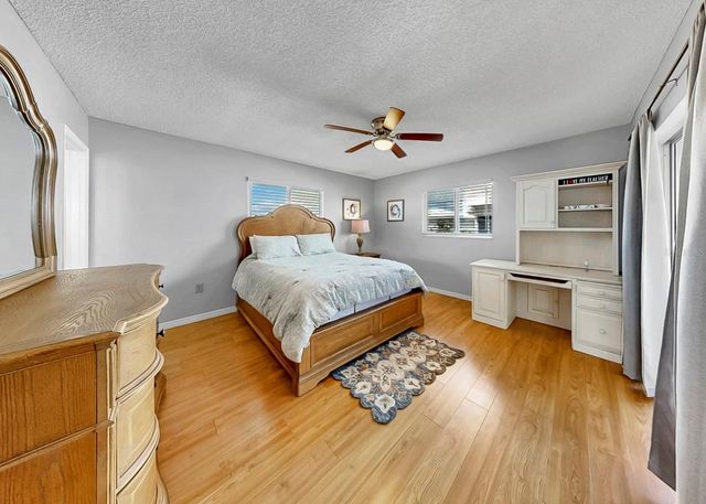 4005 PALM COURT, Bradenton, FL 34208