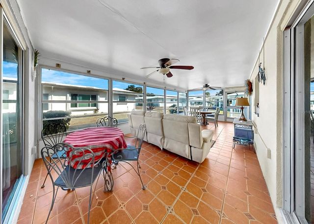 4005 PALM COURT, Bradenton, FL 34208